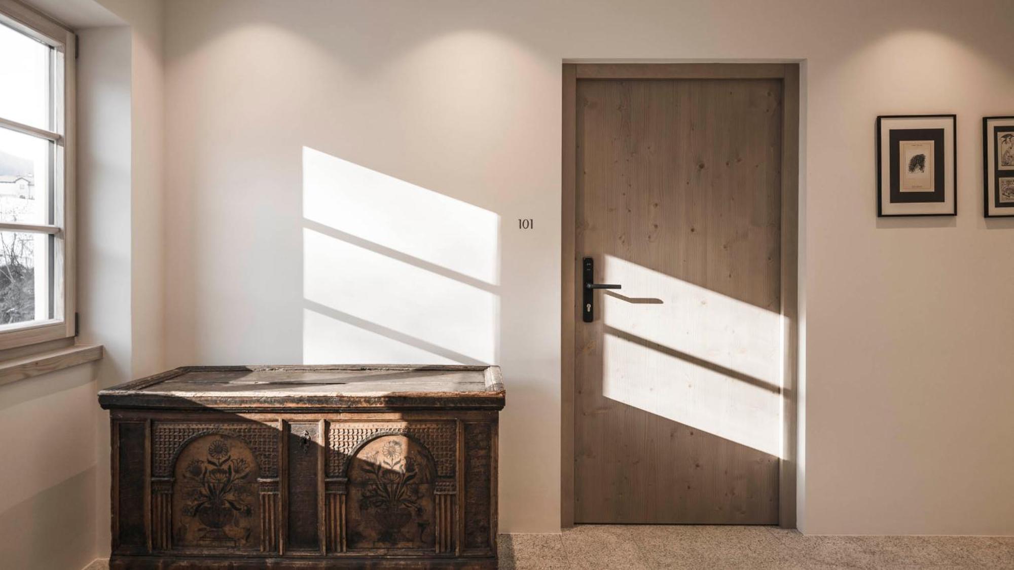 ריסקונה Hofergut Suites & Apartments מראה חיצוני תמונה